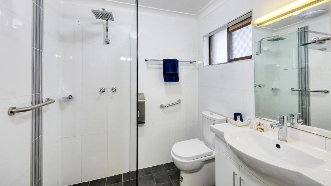 Forest Lodge Motor Inn & Restaurant Dubbo Bagian luar foto